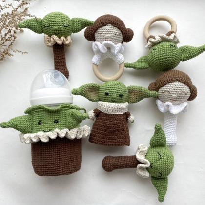 Star Wars Baby Green Alien Teething And Rattle..
