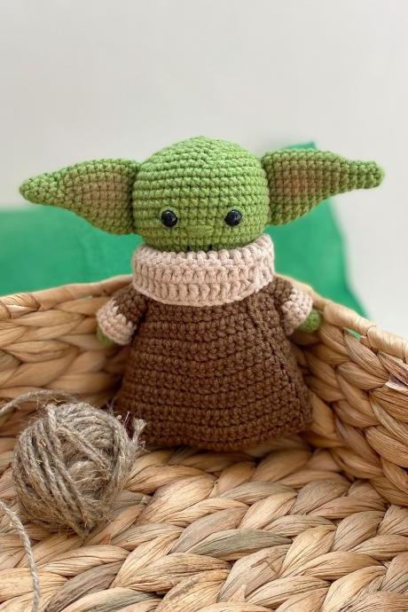PATTERN Crochet baby alien Amigurumi plush pattern Star wars crochet Green alien babydoll toy Mandalorian child Kawaii crochet gift